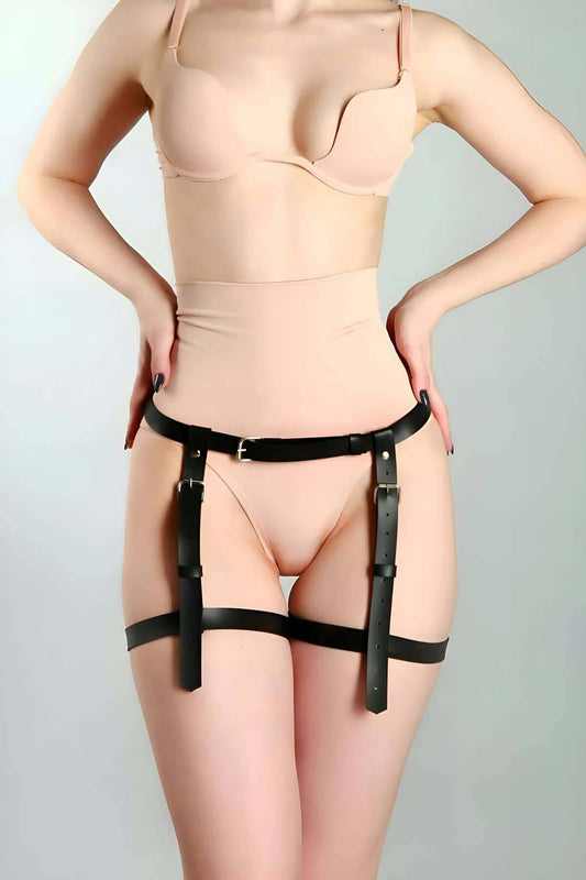 Basic Garter Leather Harness