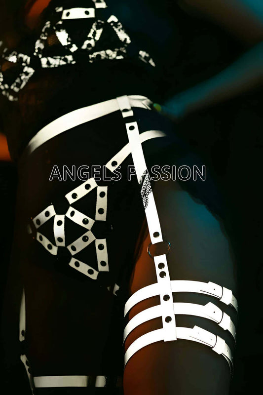 Dominant Special White Reflective Harness Set