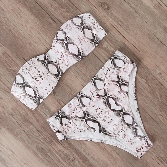 Bold High-Waist Bikini – Satin Glow