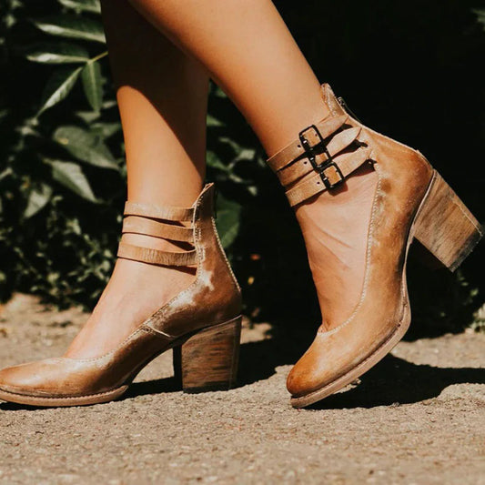 Stella | Timeless Vintage Pumps