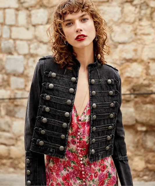 Making Spells As The Shadows Polished Jacket