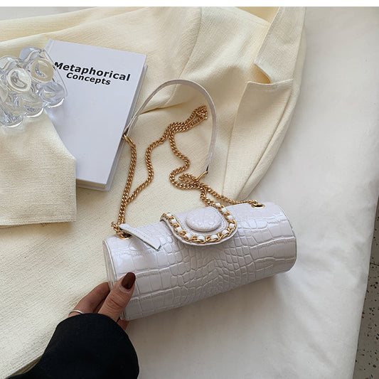 Your Pretty Heart Sling Bag