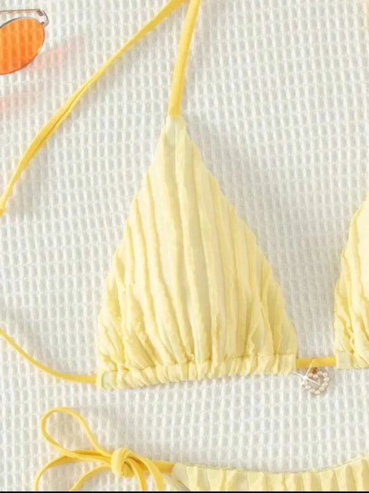 Minimalist Two-Piece Set – Crisscross Style