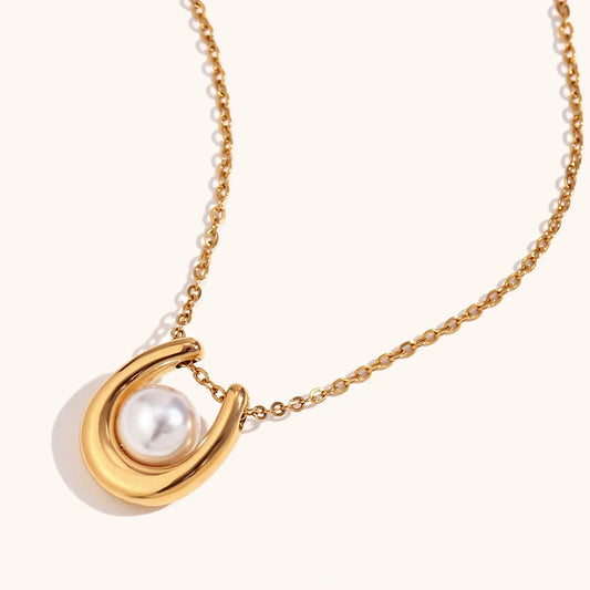 Crimson Kiss Pendant Necklace