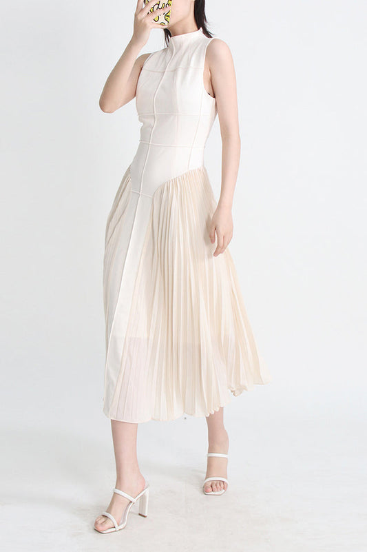 Amira Highend Sleeveless Pleated Dress