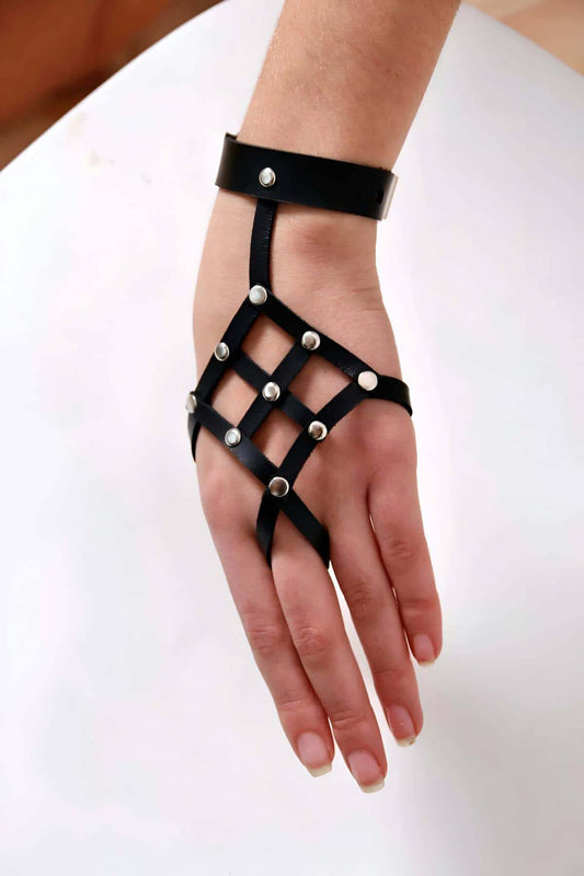 Sik Leather Hand Accessories