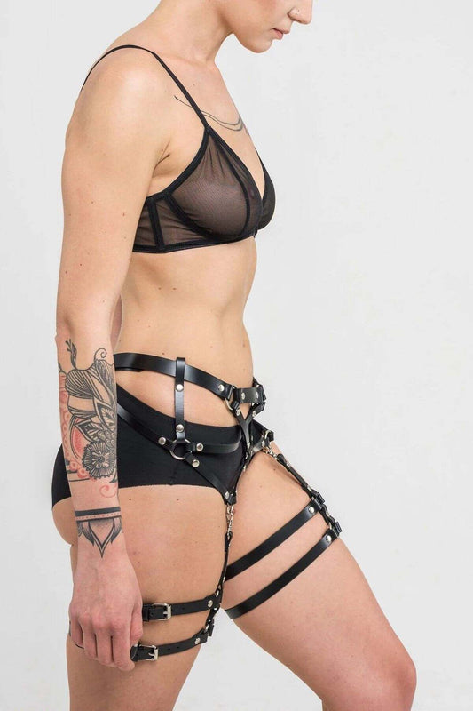 Obsidian Embrace Garter Harness