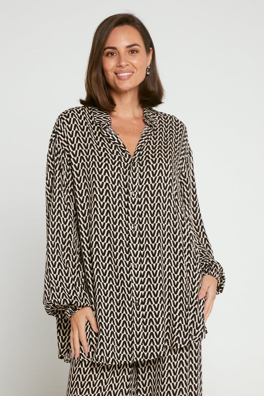 Rihanna Shirt - Black/Beige Chevron