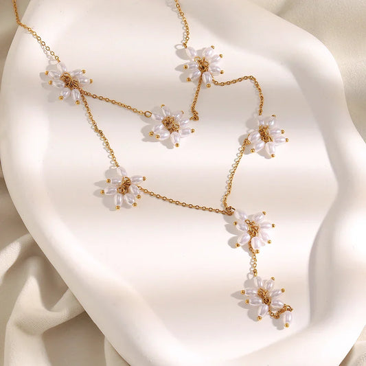 Lover in the Shadows Lariat Necklace