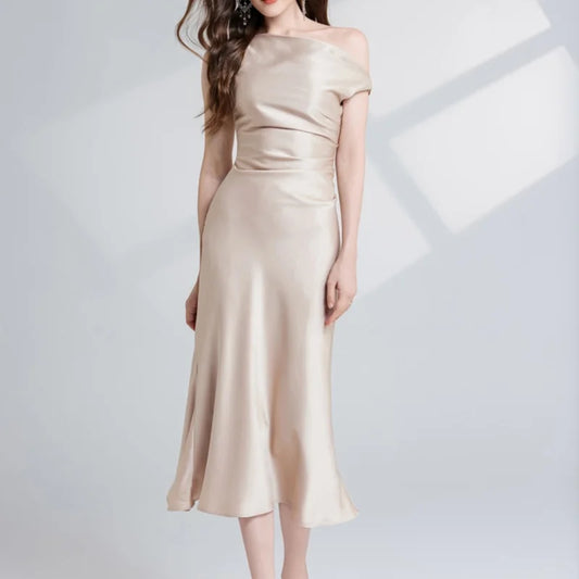 The Dreams Of The Past Midi Dress