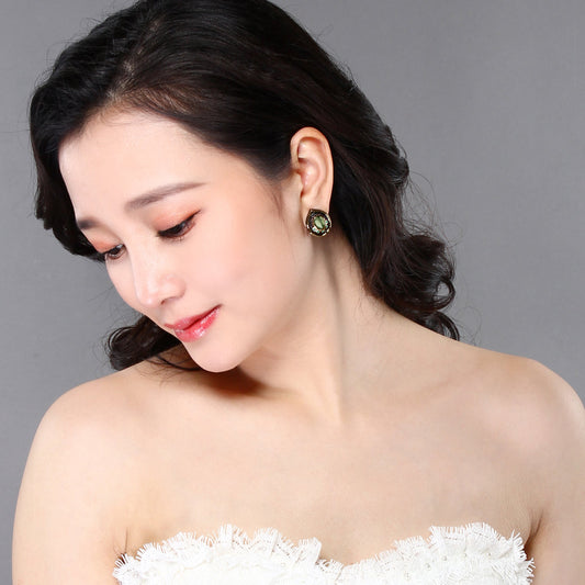 Vintage Water Drop Transparent Green Bead Stud Woman Earrings